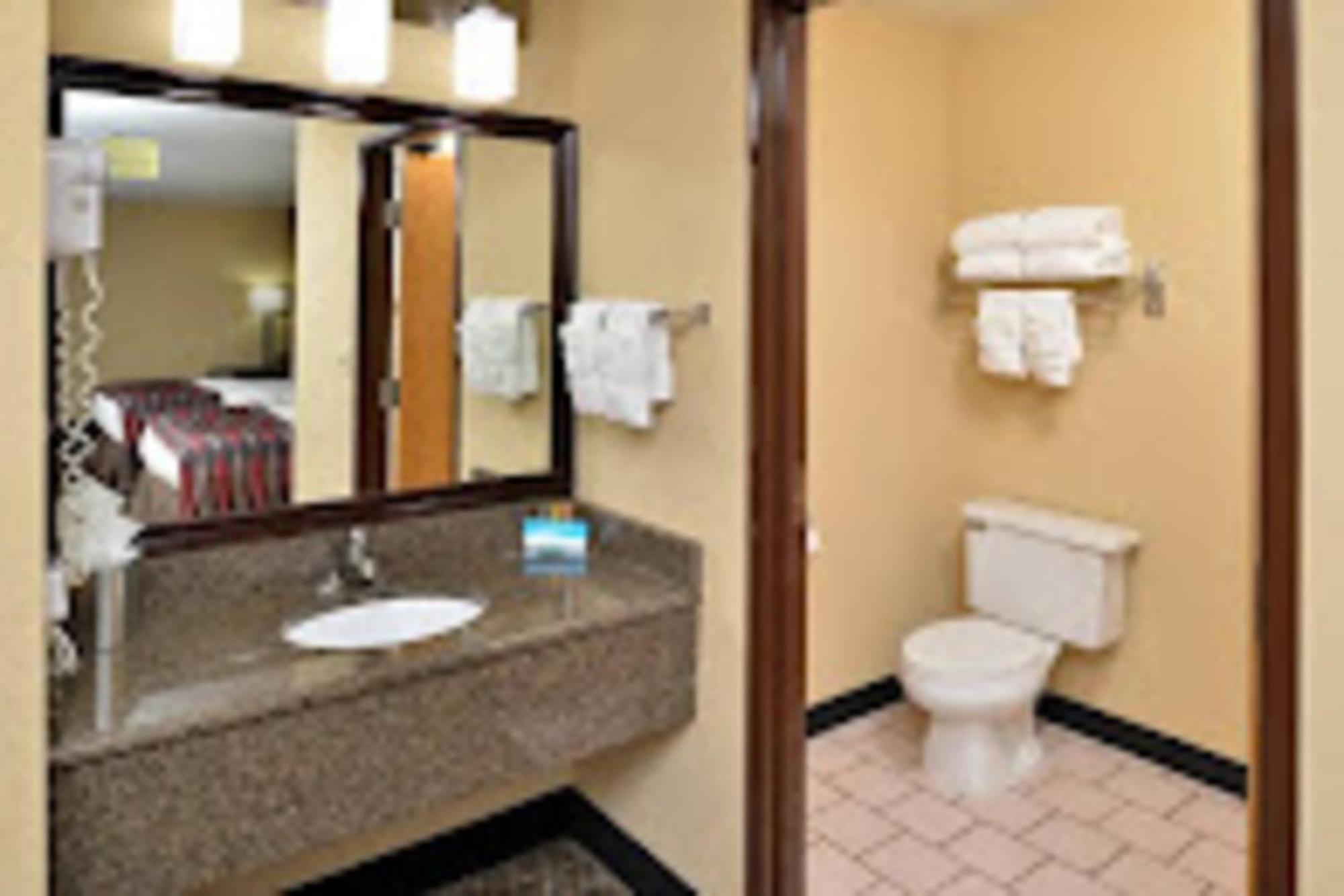 Baymont By Wyndham Ardmore I-35 Zewnętrze zdjęcie